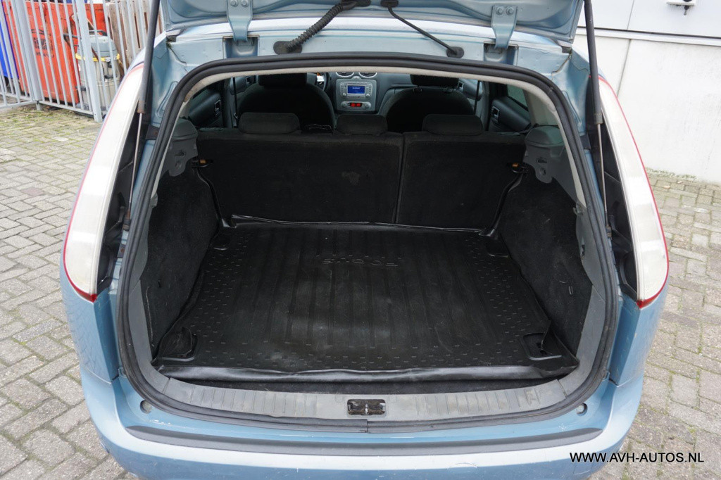 Ford Focus wagon 1.6 titanium
