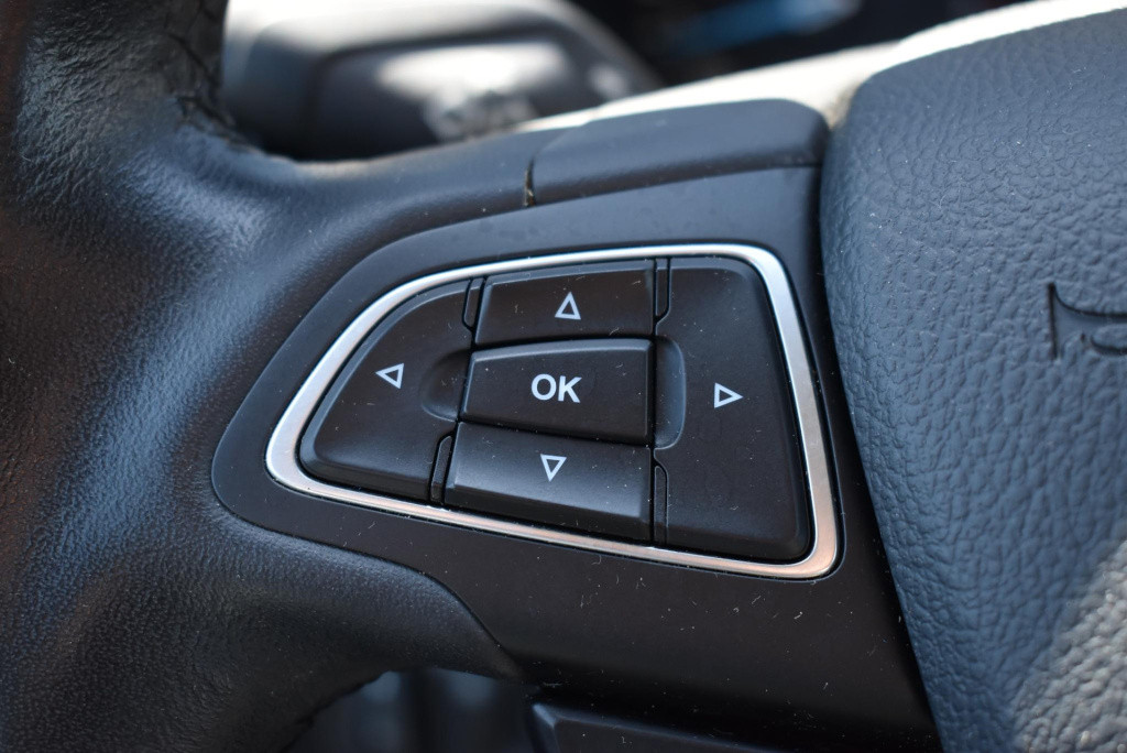 Ford C-max 1.0 titanium | cruise control | trekhaak | parkeersensoren v + a