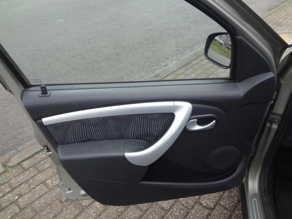 Dacia Sandero 1.6 lauréate