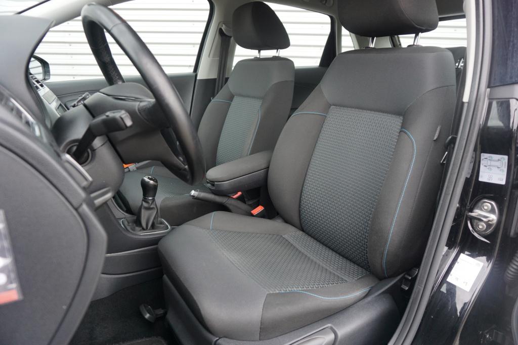 Volkswagen Polo 1.4 tdi bluemotion airco / navi / cruise / parkeers. / elek
