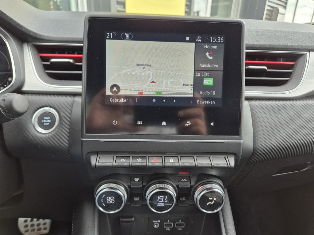 Renault Captur e-tech hybrid 145 r.s. line
