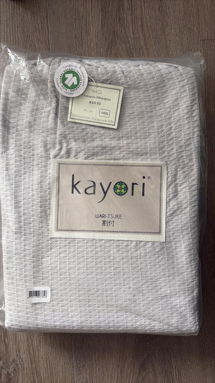 Wafeldekbed van Kayori  180x260cm.