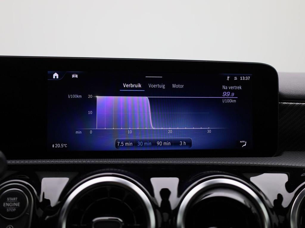 Mercedes-Benz A-Klasse 180 business line | automaat | panorama dak | leder 