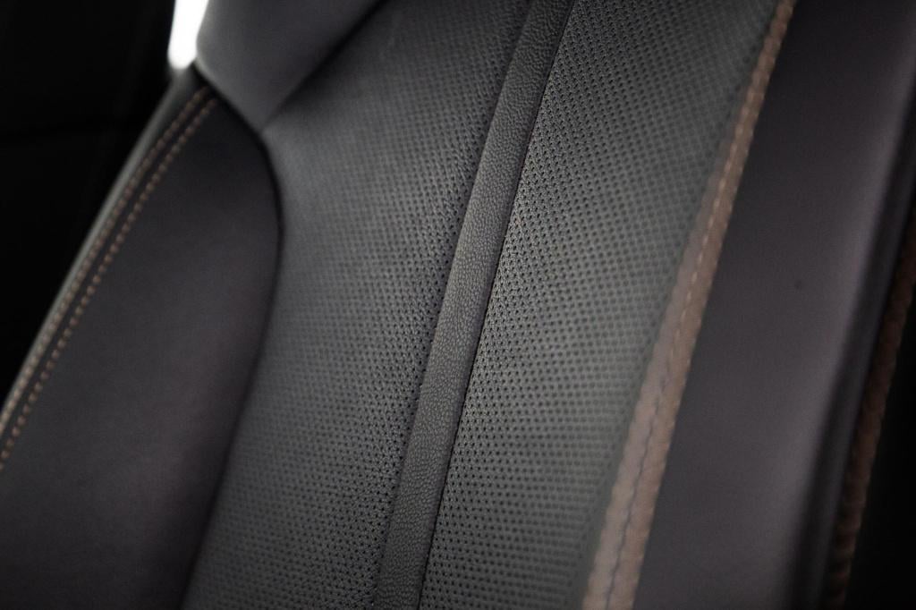 Mazda Cx-60 2.5 e-skyactiv phev homura stoelverwarming / carplay / dealer a