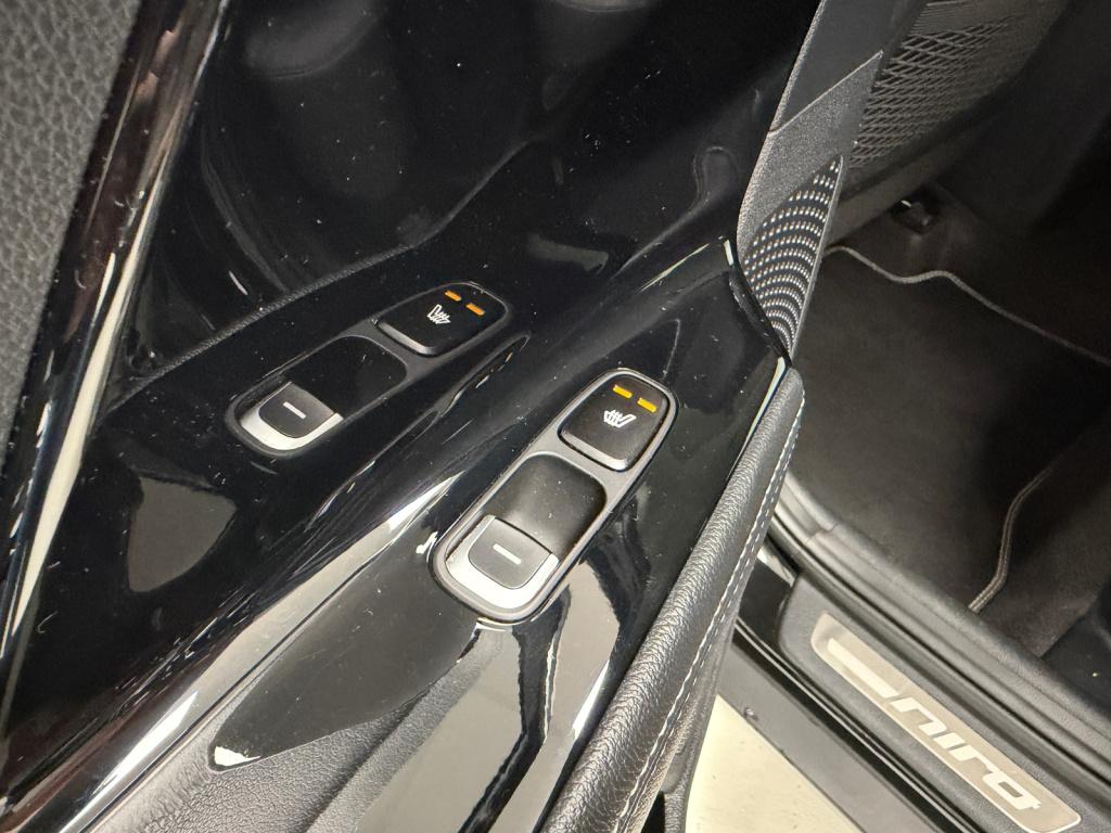Kia Niro 1.6 gdi hybrid executiveline | full-option | elektrische stoelen |