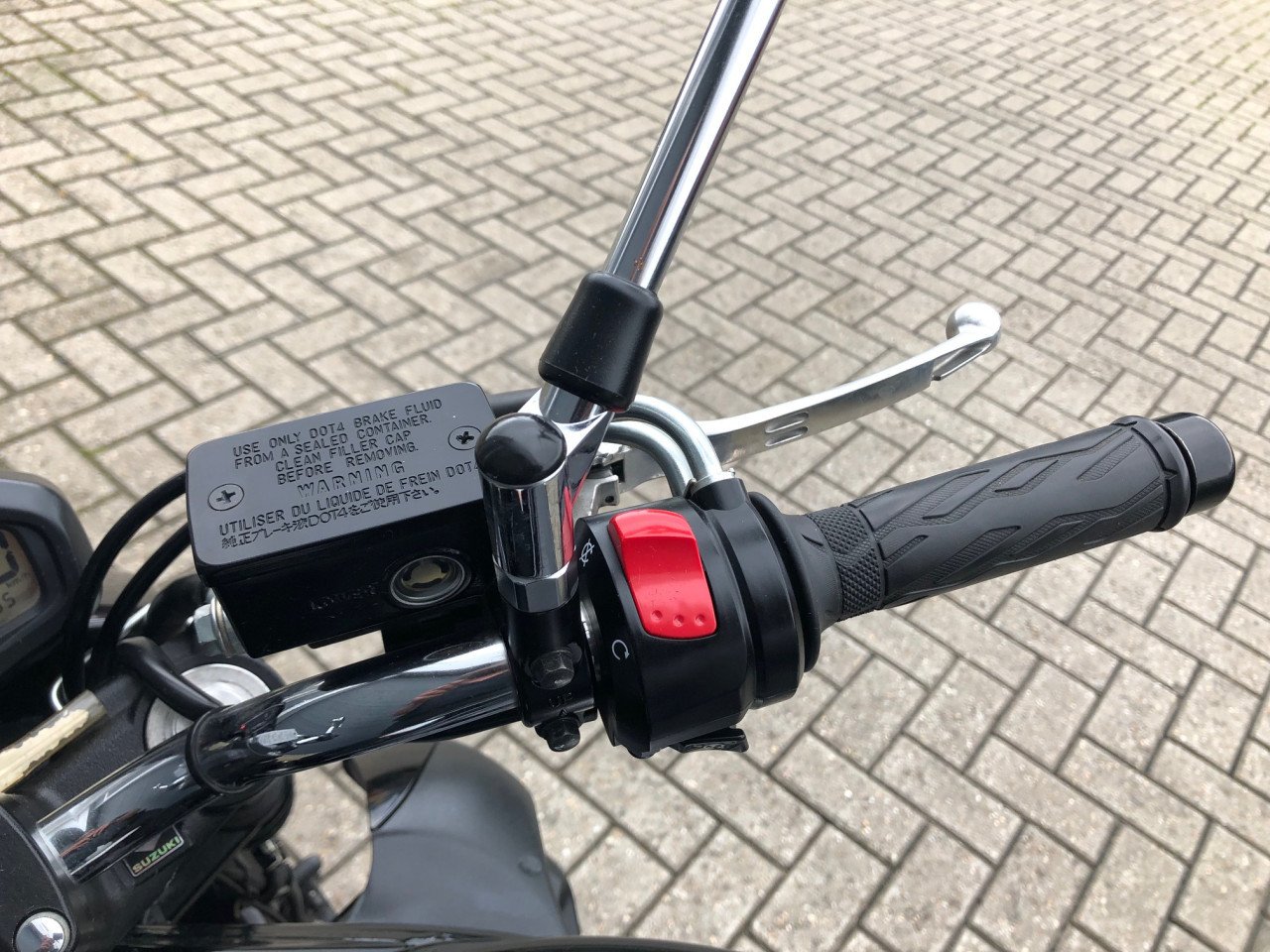 Suzuki Gladius 650 met ABS uit 2013, net onderhoud gehad, nwe banden €3250-