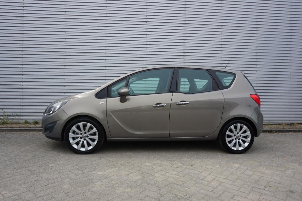 Opel Meriva 1.4 turbo cosmo airco / navi / cruise / stuur + stoelverw. / pd