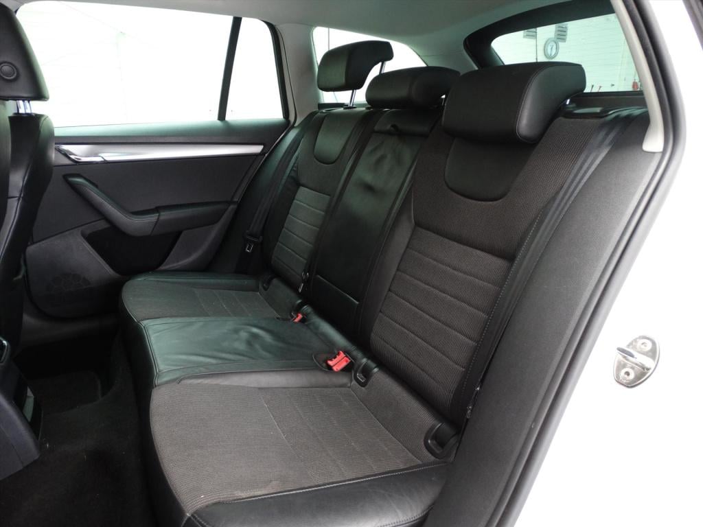 Skoda Octavia 1.2 tsi 105pk greentech ambition