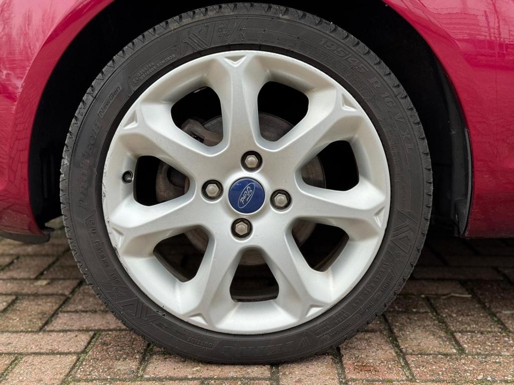 Ford Fiesta 1.6 titanium | apk: 14-01-2027 | inruiler