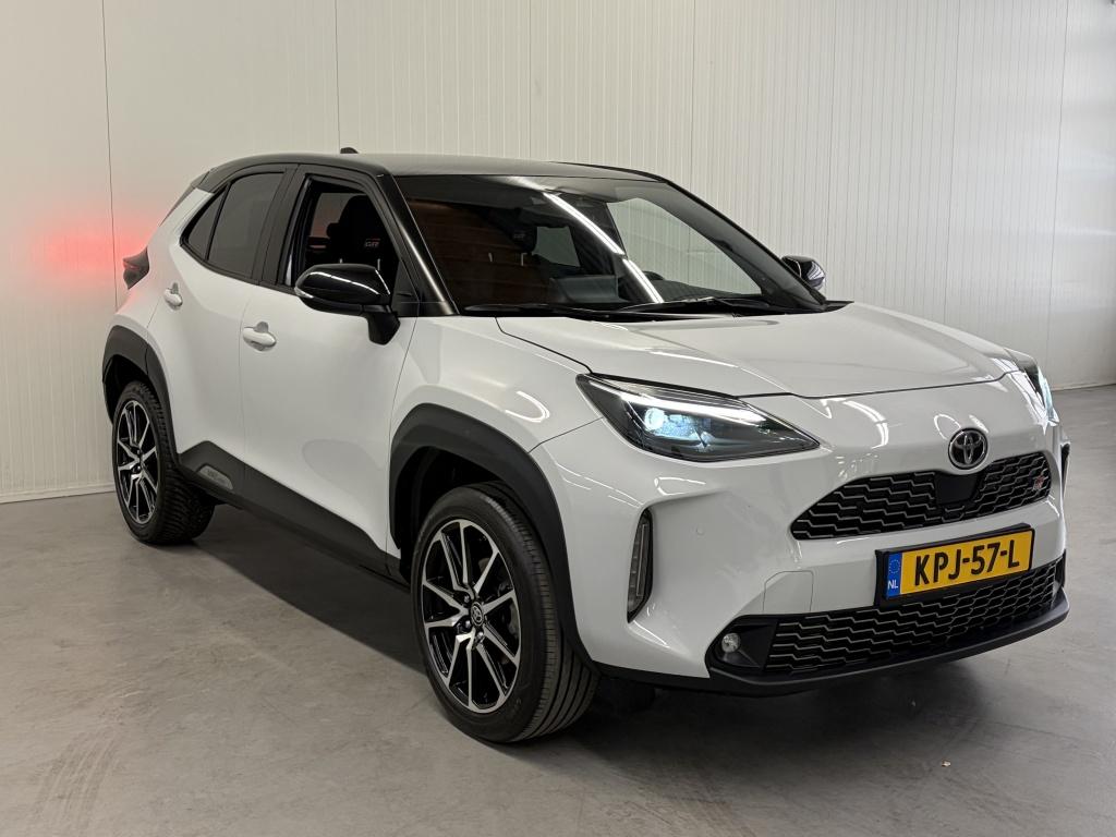 Toyota Yaris Cross 1.5 hybrid gr sport| jbl| stoelverw.| carplay| a.camera|