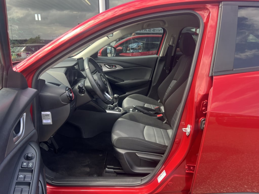 Mazda Cx-3 2.0 skyactiv-g 120pk dynamic , trekhaak