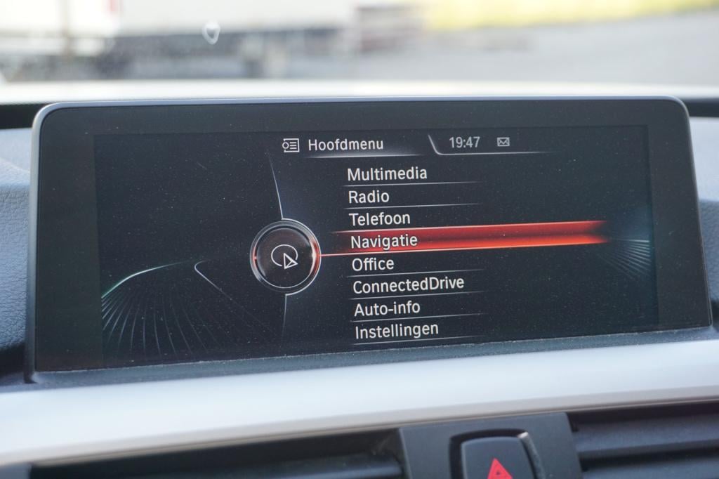 BMW 3-serie 320i efficientdynamics edition executive climate / navi / cruis
