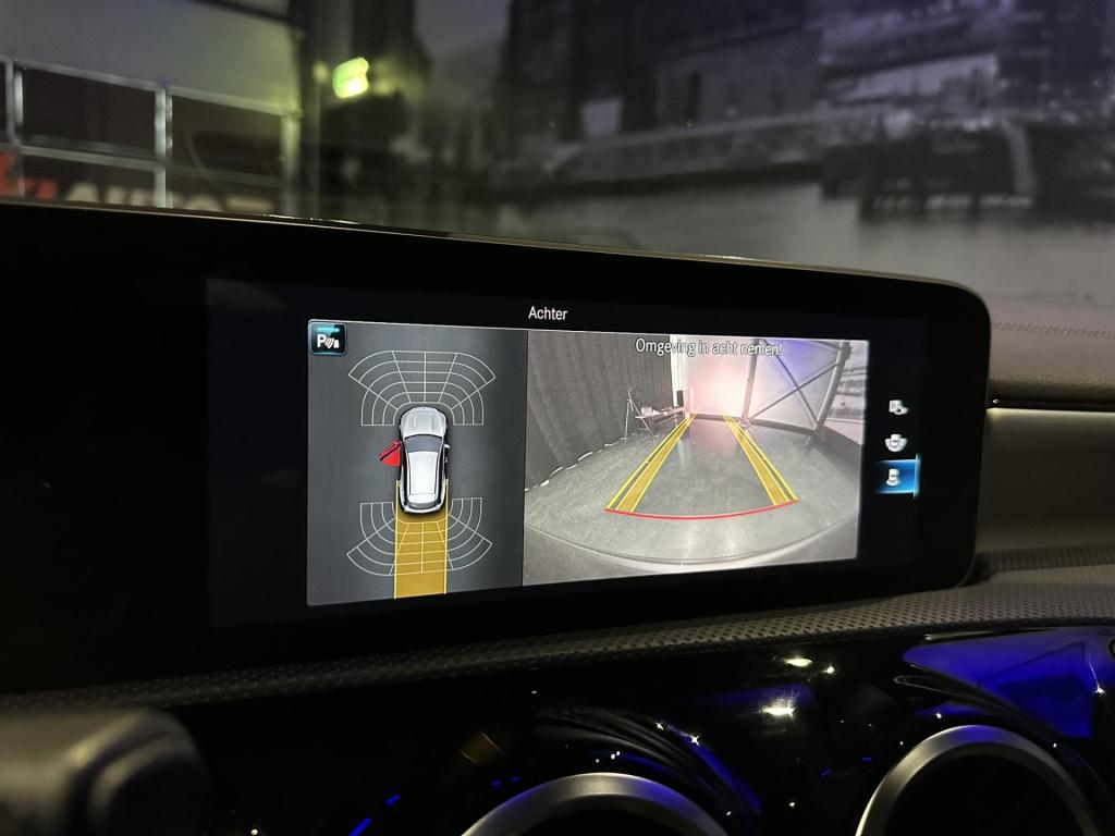 Mercedes-Benz Cla shooting brake 180 business solution amg *navi*appconnect