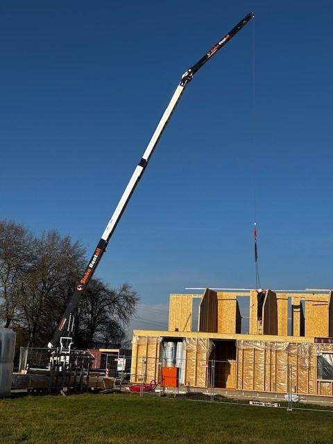 Aanhangerbouwkraan Klaas te huur! 30m hoog, 17,5m zijdelings bereik