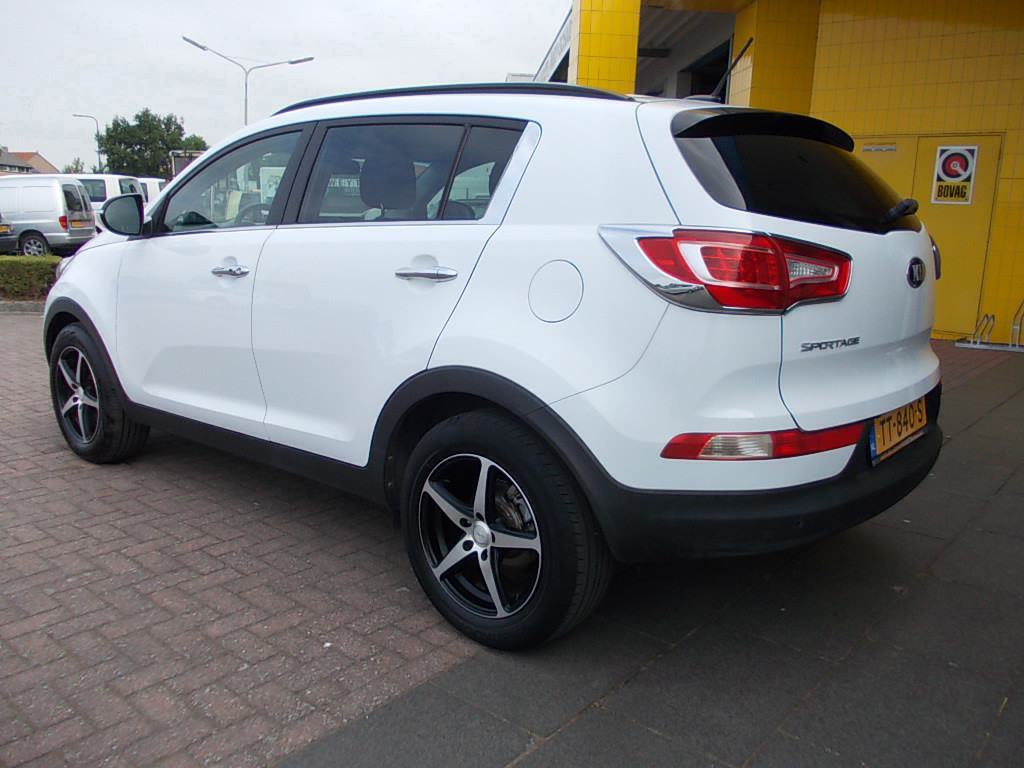 Kia Sportage 1.6 gdi airco clim. camera + nav. cruise con.