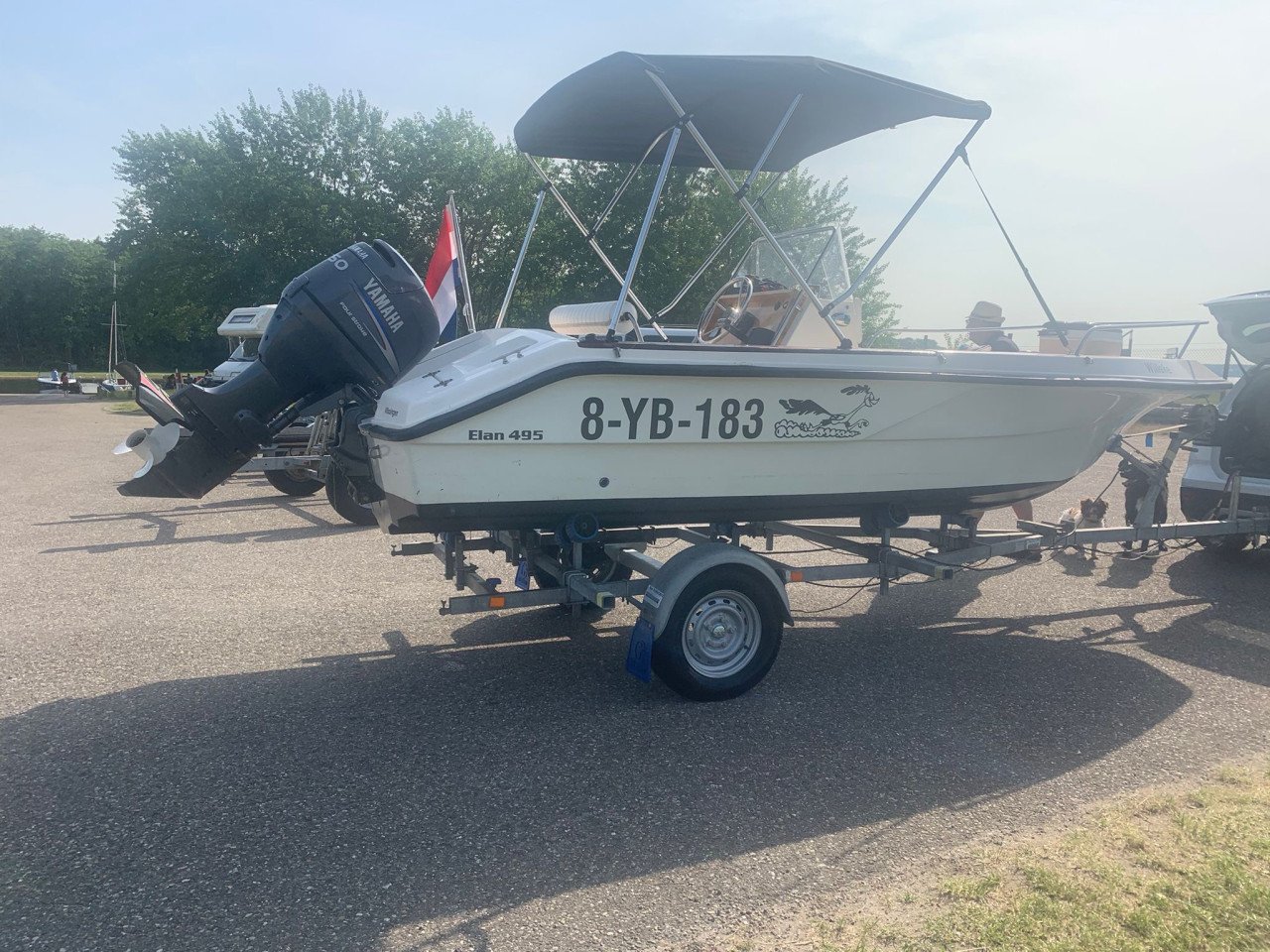 Te koop Elan 495 met een Yamaha 50 pk 4-takt