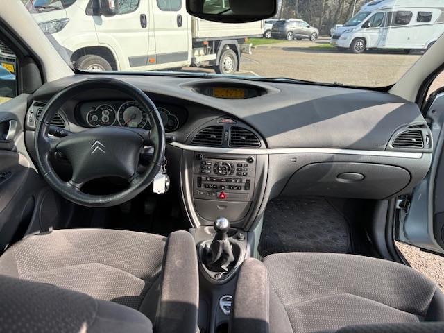 Citroen C5 berline 1.8-16v cool tech | airco | trekhaak | parkeerhulp voor 