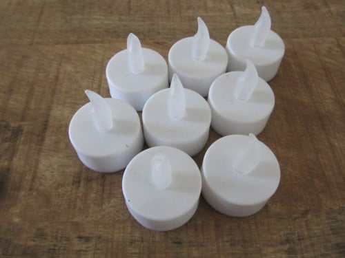 8 led theelichtjes..GERESERVEERD