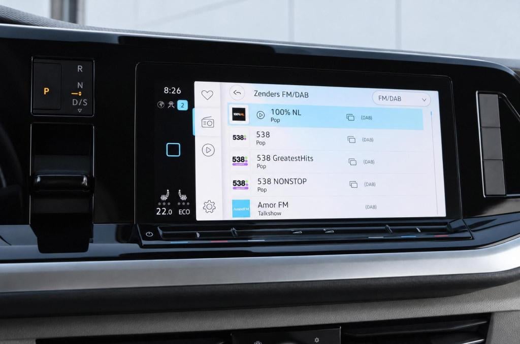 Volkswagen Multivan 1.4 ehybrid l2h1 life 218pk dsg6 | soh 93,2%