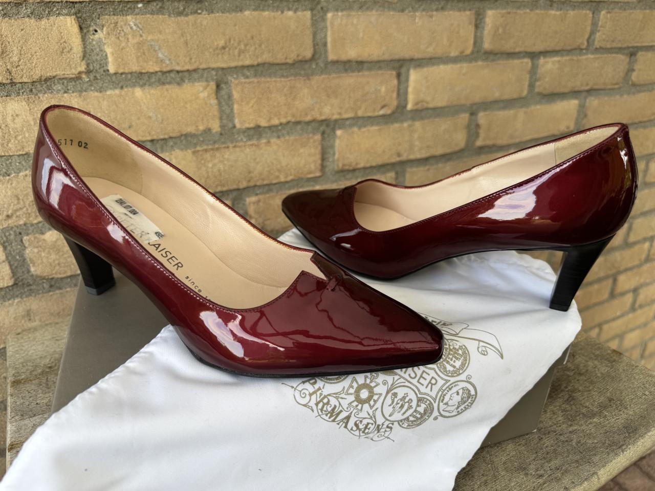 Peter Kaiser pumps