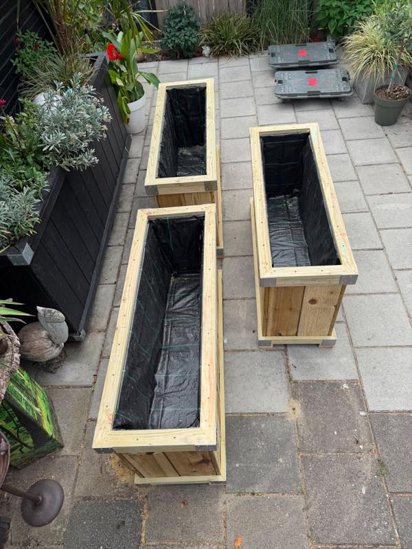 Zeeuwse robuuste bloembak L100 x B35 x H55