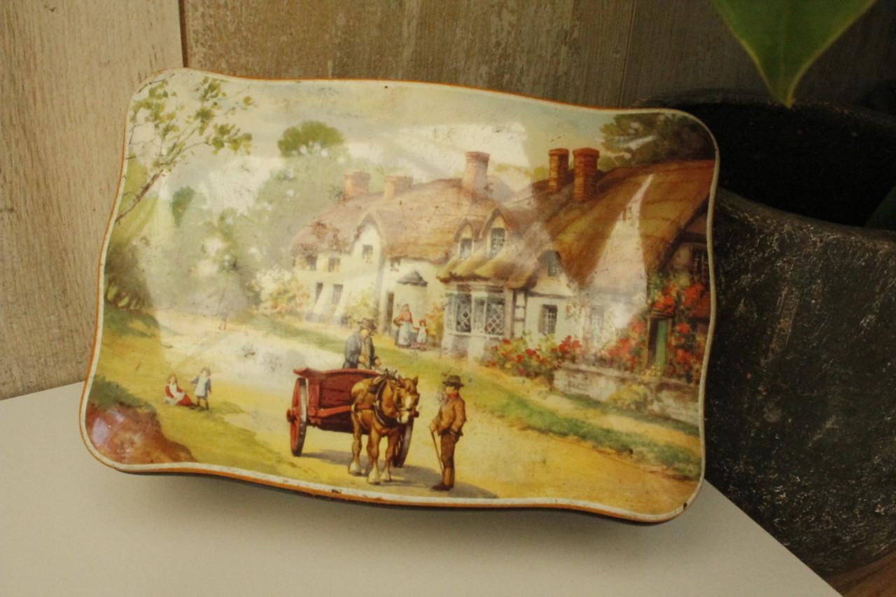 Koekjestrommel uit oma's tijd