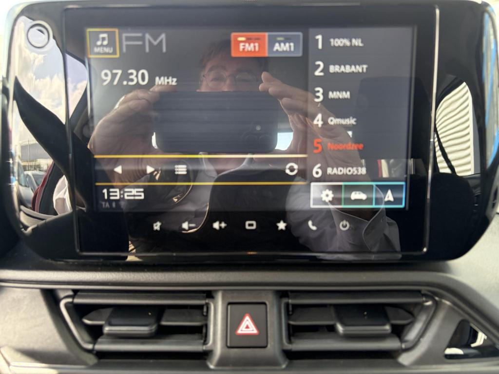 Suzuki Swift 1.2 comfort plus smart hybrid