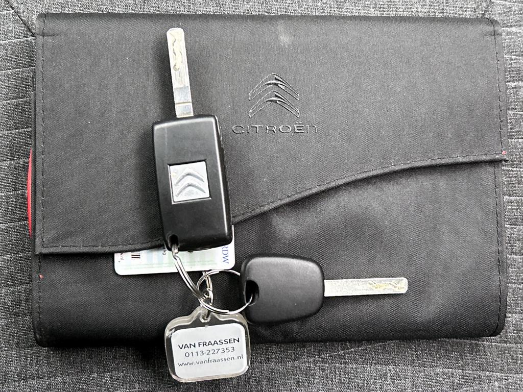 Citroen C3 82pk automaat etg selection | rijklaar | trekhaak | navigatie | 