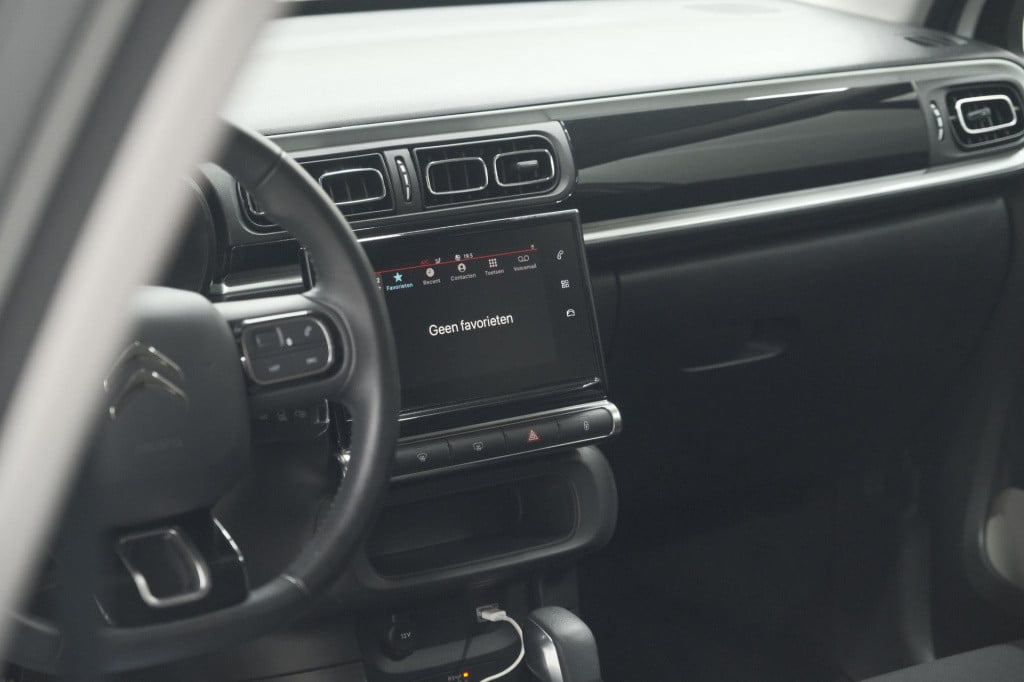 Citroen C3 puretech 110 eat6 feel edition | panoramadak | apple carplay | p