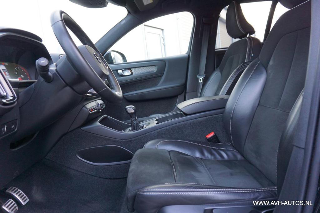 Volvo XC40 1.5 t2 r-design