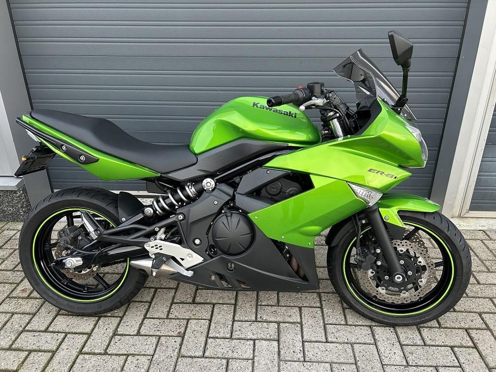Kawasaki ER6-F ABS uit 2010 met slechts 15 dkm! Mooie toer/sportmotor €4450