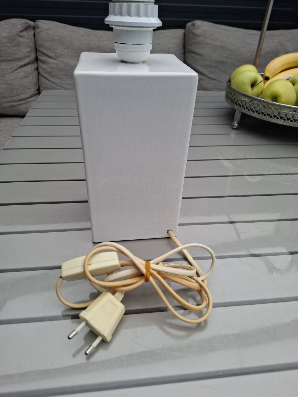 Vintage Tafellamp van Velsen Delfts Wit .