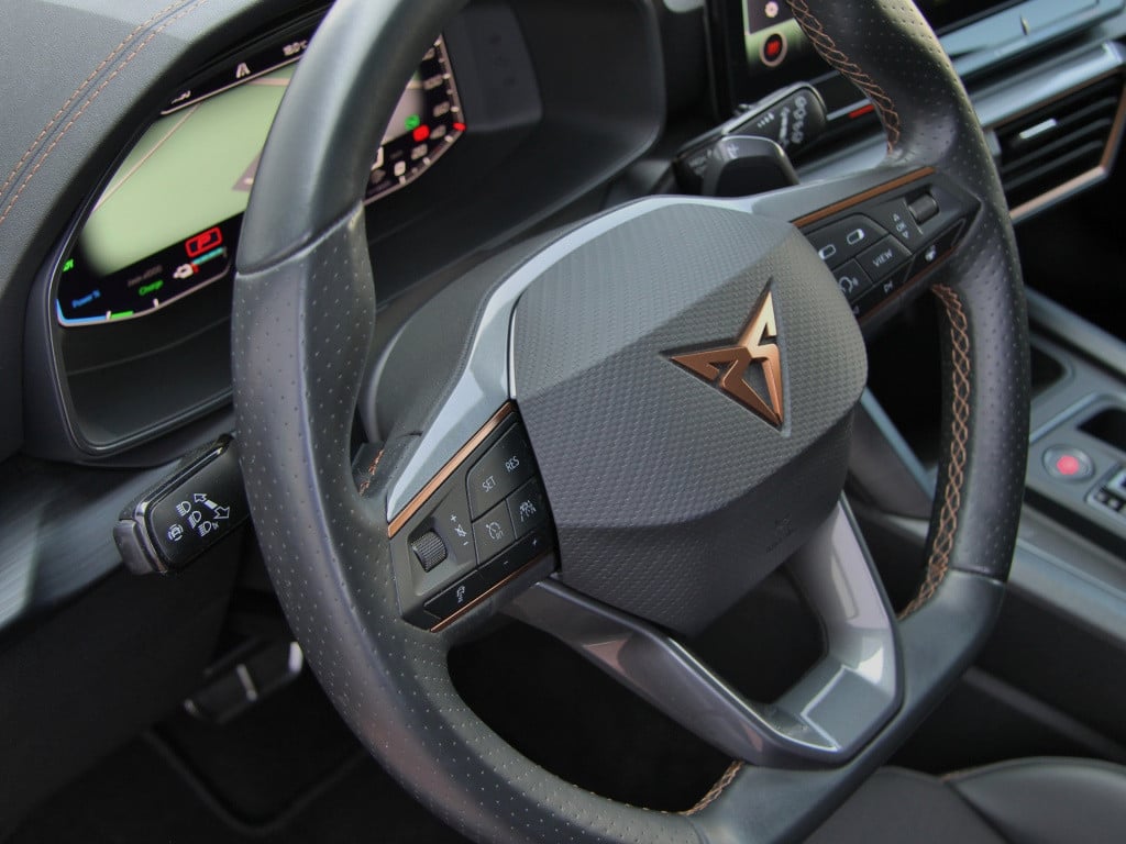 Cupra Formentor 1.4 e-hybrid 245pk | acc | 360 camera | trekhaak