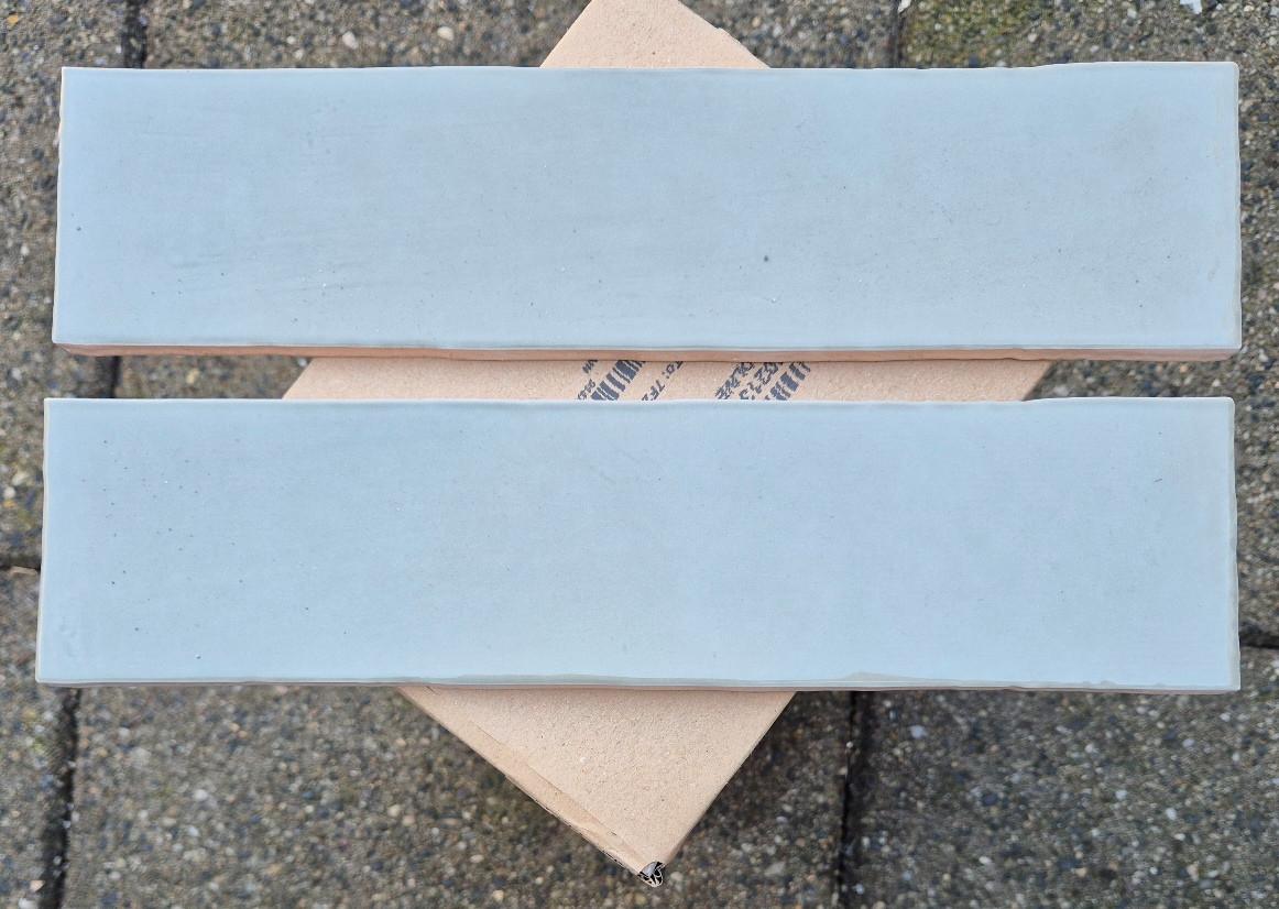 Olijf groene wandtegels,7,5x30cm.