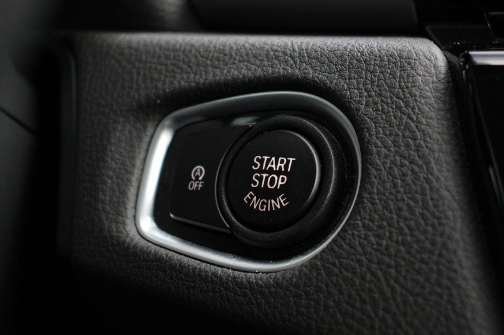 BMW 2-serie active tourer 216i centennial high executive | leder | hud | de