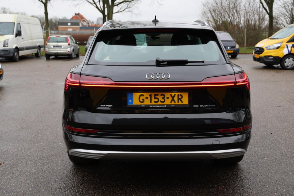 Audi E-tron e-tron 50 q l ed.