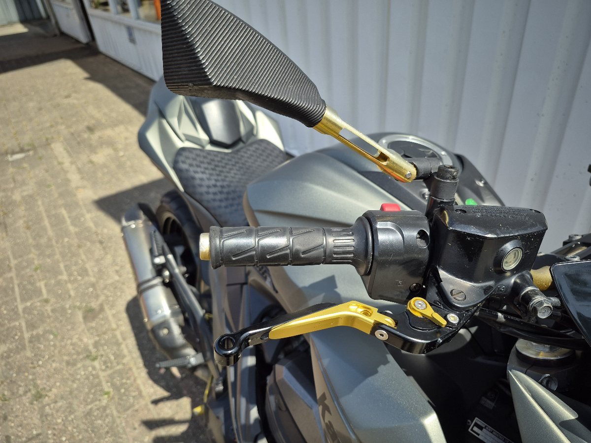 Kawasaki Z800 abs, full options!