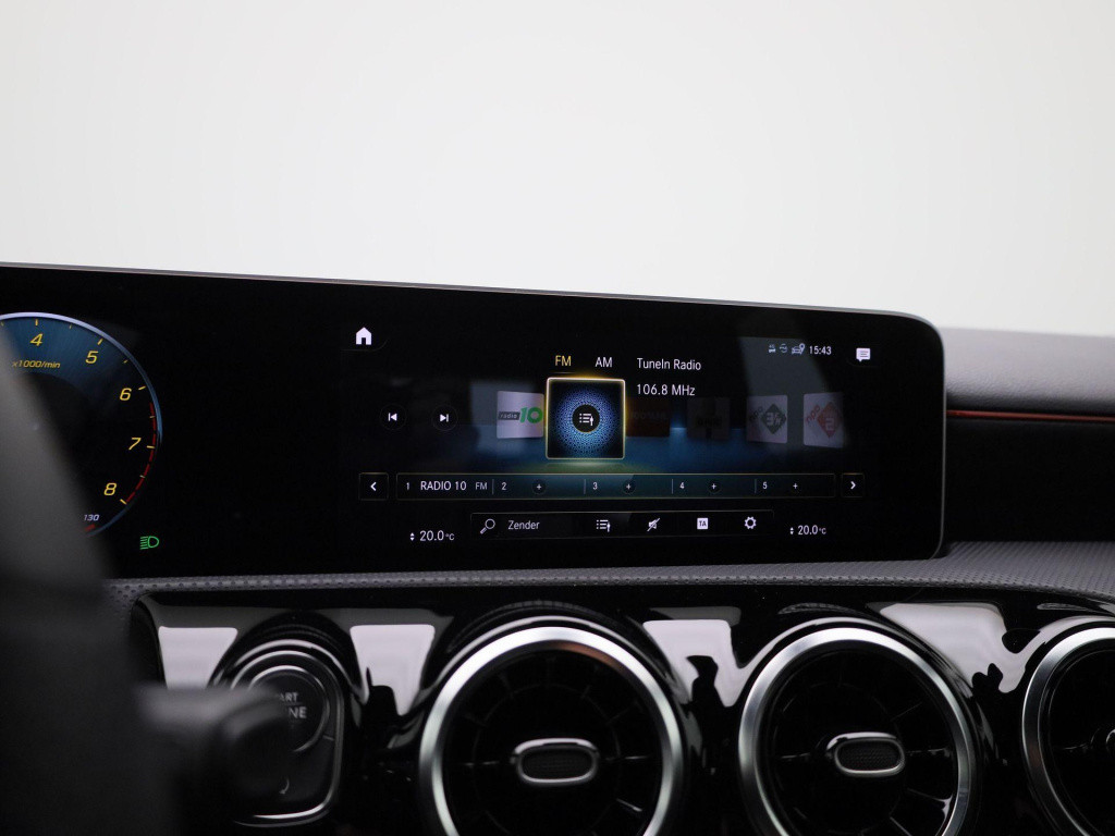 Mercedes-Benz A-Klasse 180 advantage | automaat | virtual cockpit | camera 