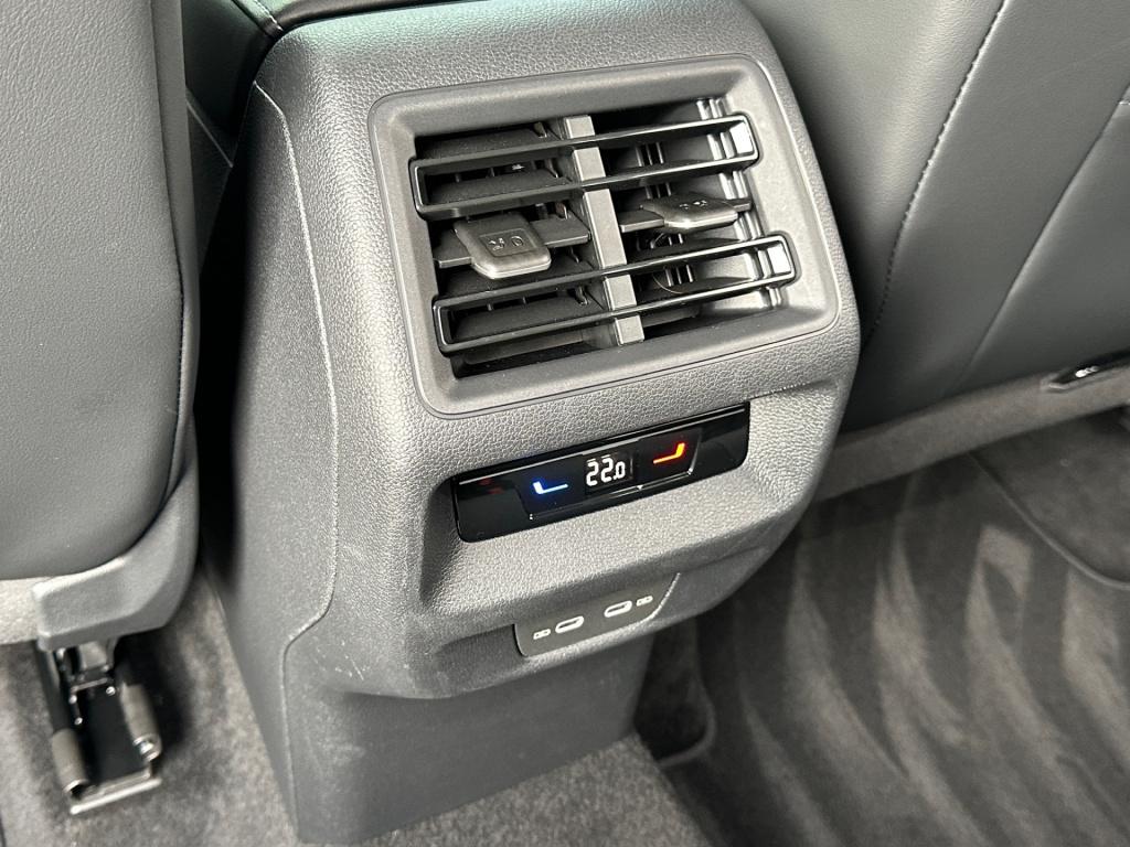 Volkswagen Tiguan 1.5 etsi life | trekhaak | camera | trekhaak | dode hoek 