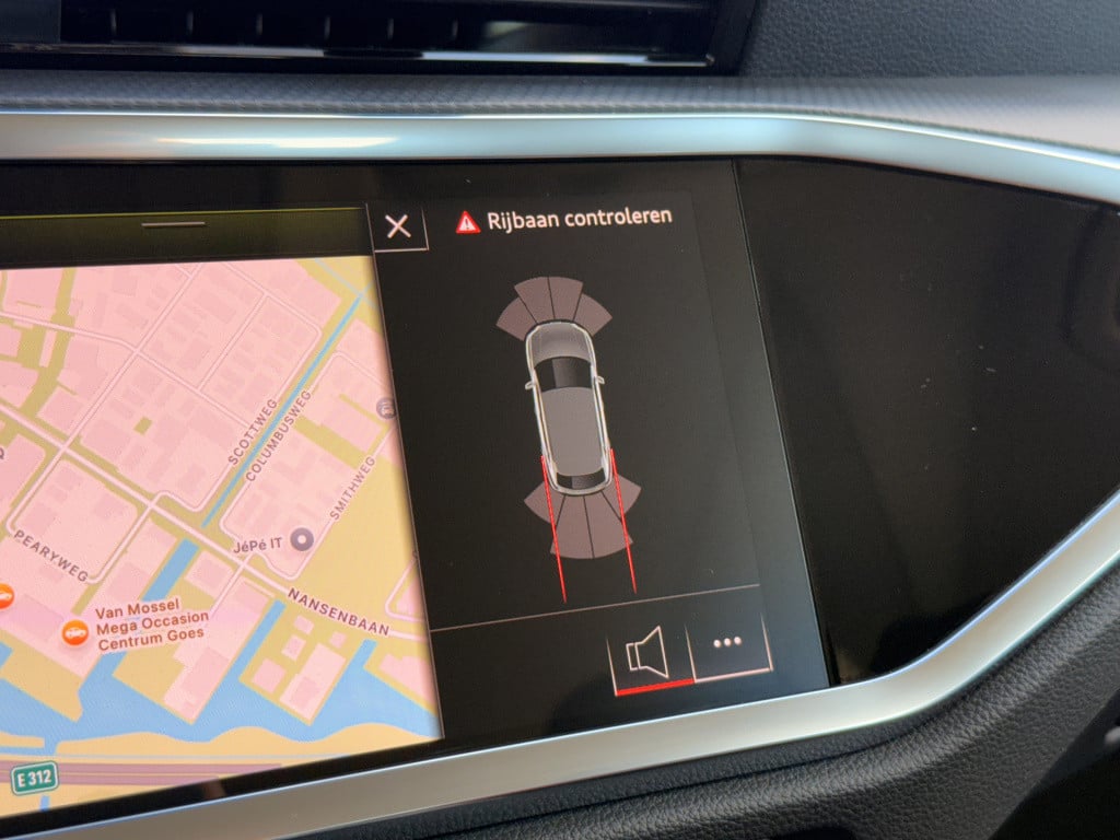 Audi Q3 sportback 45 tfsi e s-line | phev | matrix | stoelverwarming | digi