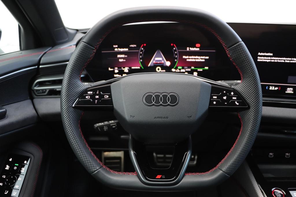 Audi A5 avant 2.0 e-hybrid quattro s edition competition black style 367pk 
