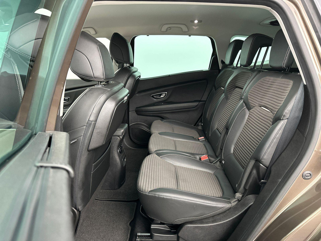 Renault Grand Scenic 1.3 tce intens | trekhaak 1850 kg | 5 persoons | parke