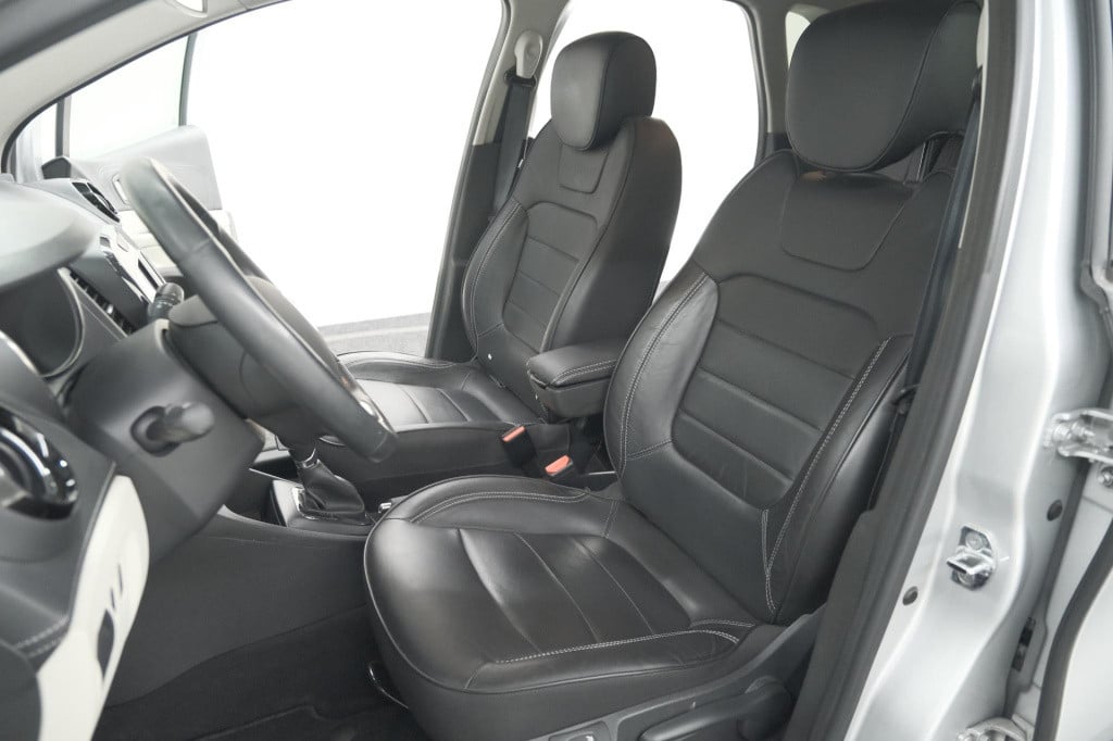 Renault Captur tce 150 edc initiale paris | trekhaak | camera | panoramadak