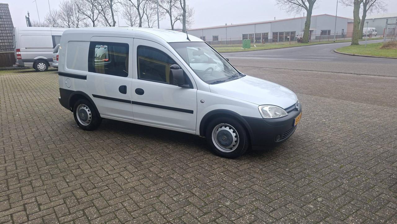 Opel Combo Bestel 1.3 CDTI Base bj:2011airco apk 2027 !!!