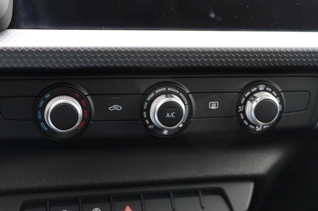 Audi A1 Sportback 25 tfsi pro line 95pk