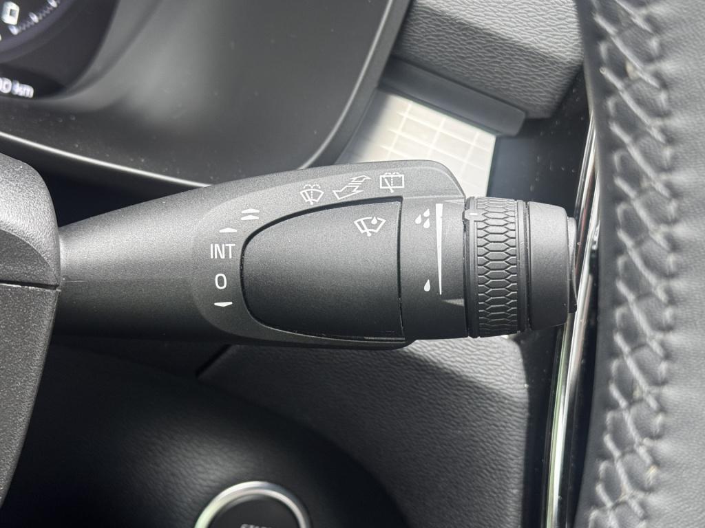 Volvo XC40 1.5 t4 plug-in hybrid plus dark | trekhaak | harman/kardon | win
