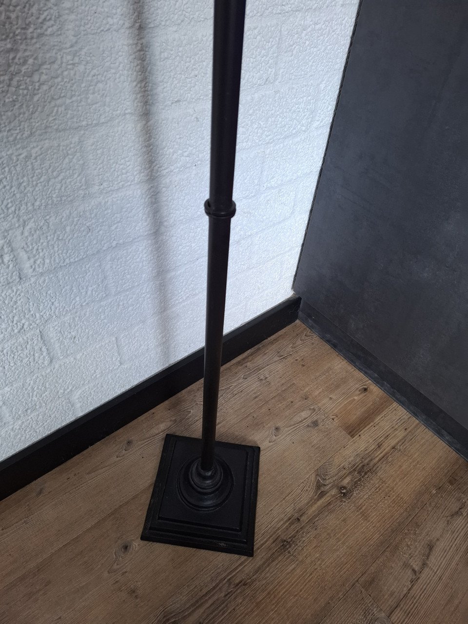 Metalen zwarte lantaarn