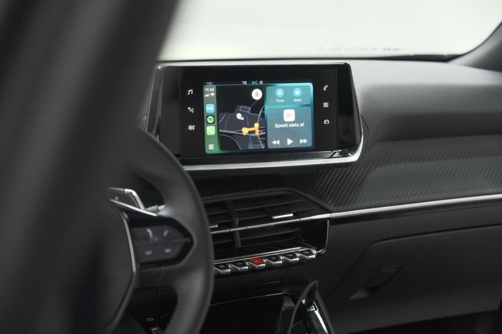 Peugeot 2008 puretech 130 eat8 allure | camera | navigatie | apple carplay 