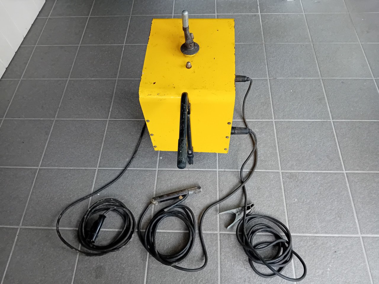 Lasapparaat VARIOS industrieel 220 V/ 380 V. 5,5 kVA max. 160 A.