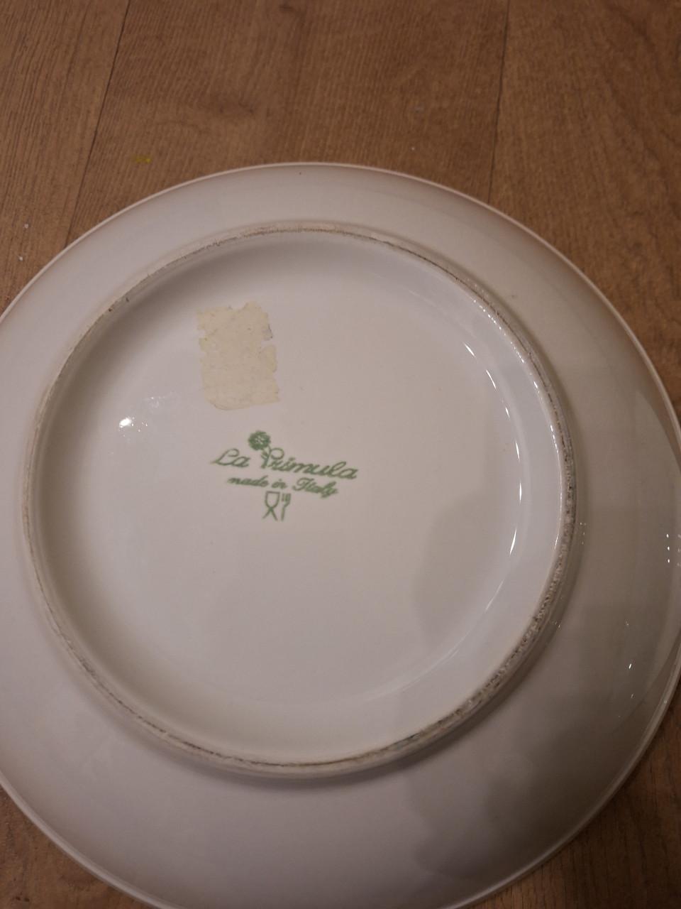 Gratis 2 pasta Schalen